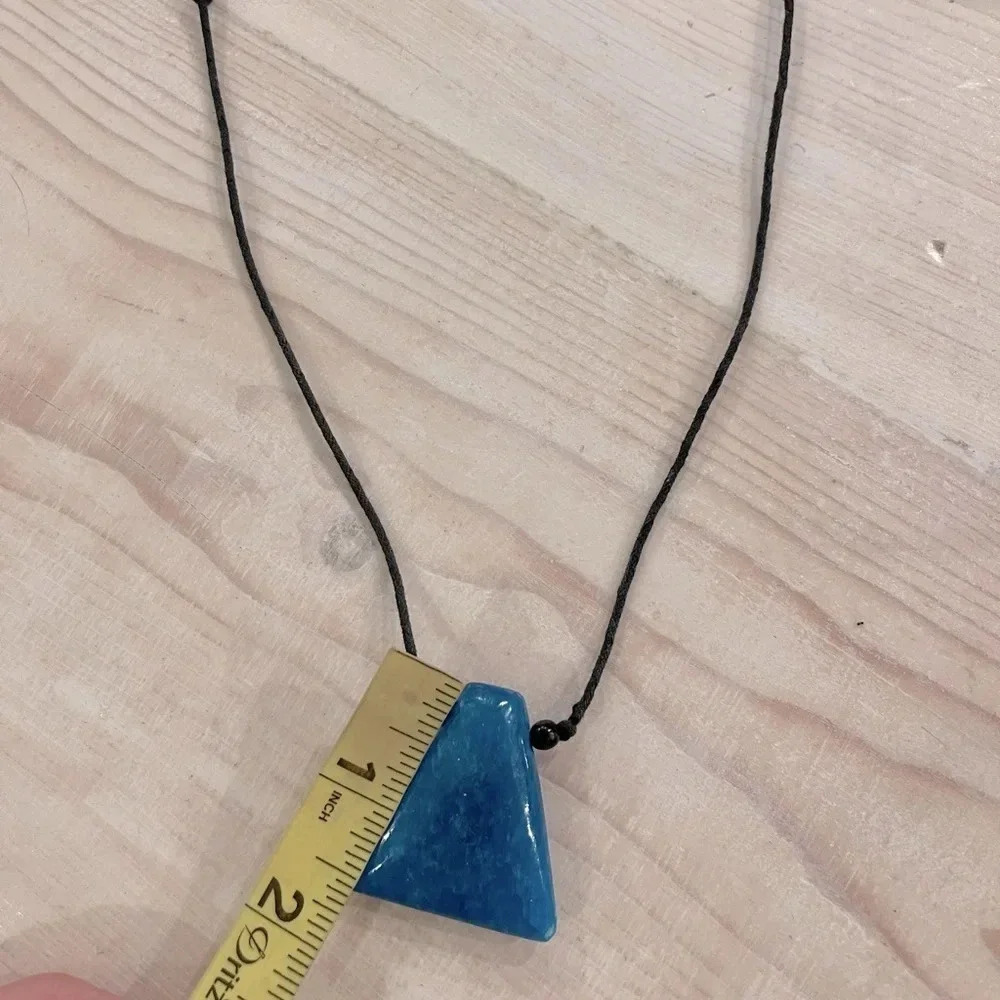 Stone necklace - Picture 2 of 8